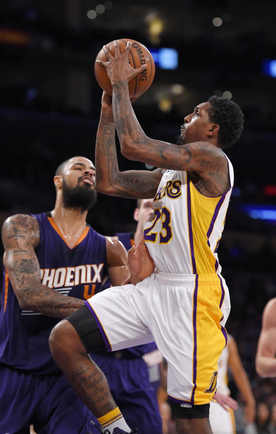 钟通过一记 钟通过一记